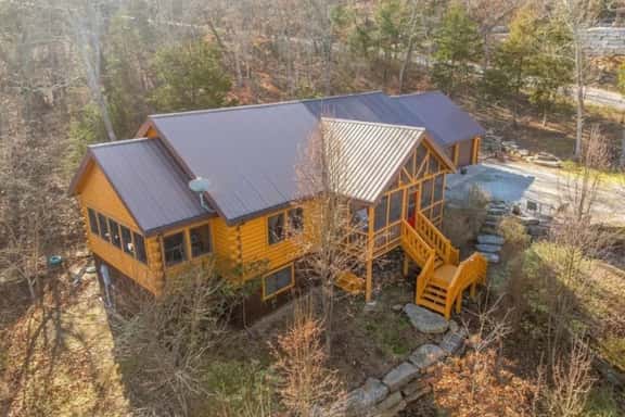 Liberty Tree Cabin - Image 1